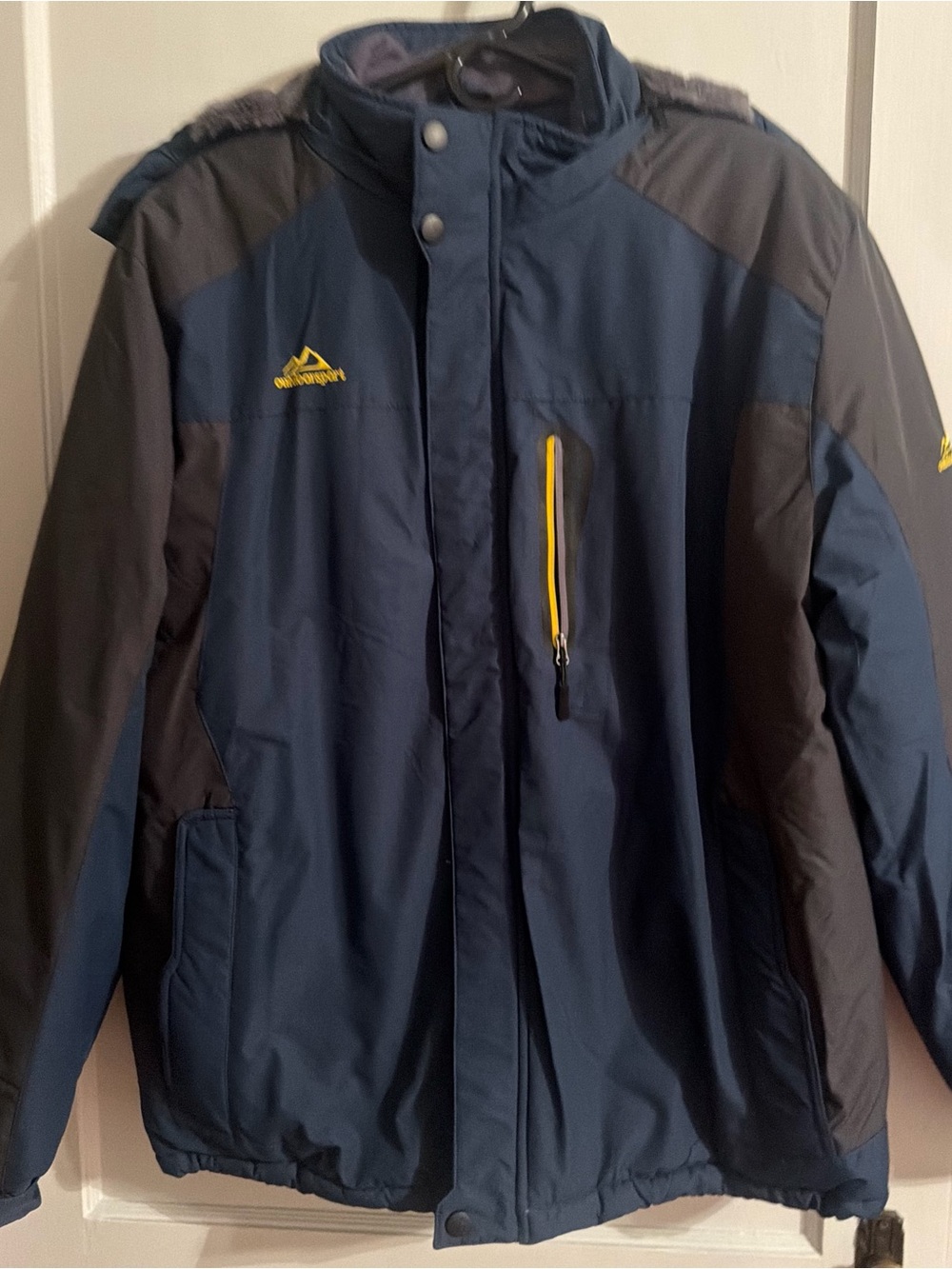 Men's Navy and Charcoal Insulated Puffer Jacket with Yellow Zip Accent